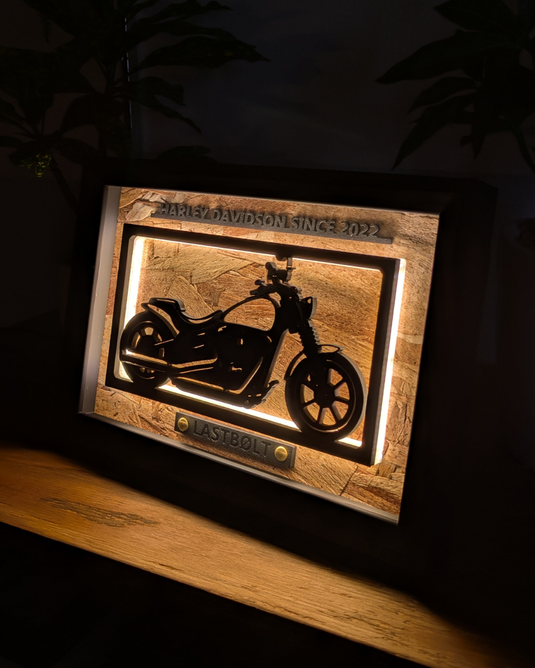 LASTBØLT Motorcycle Light Frame Art