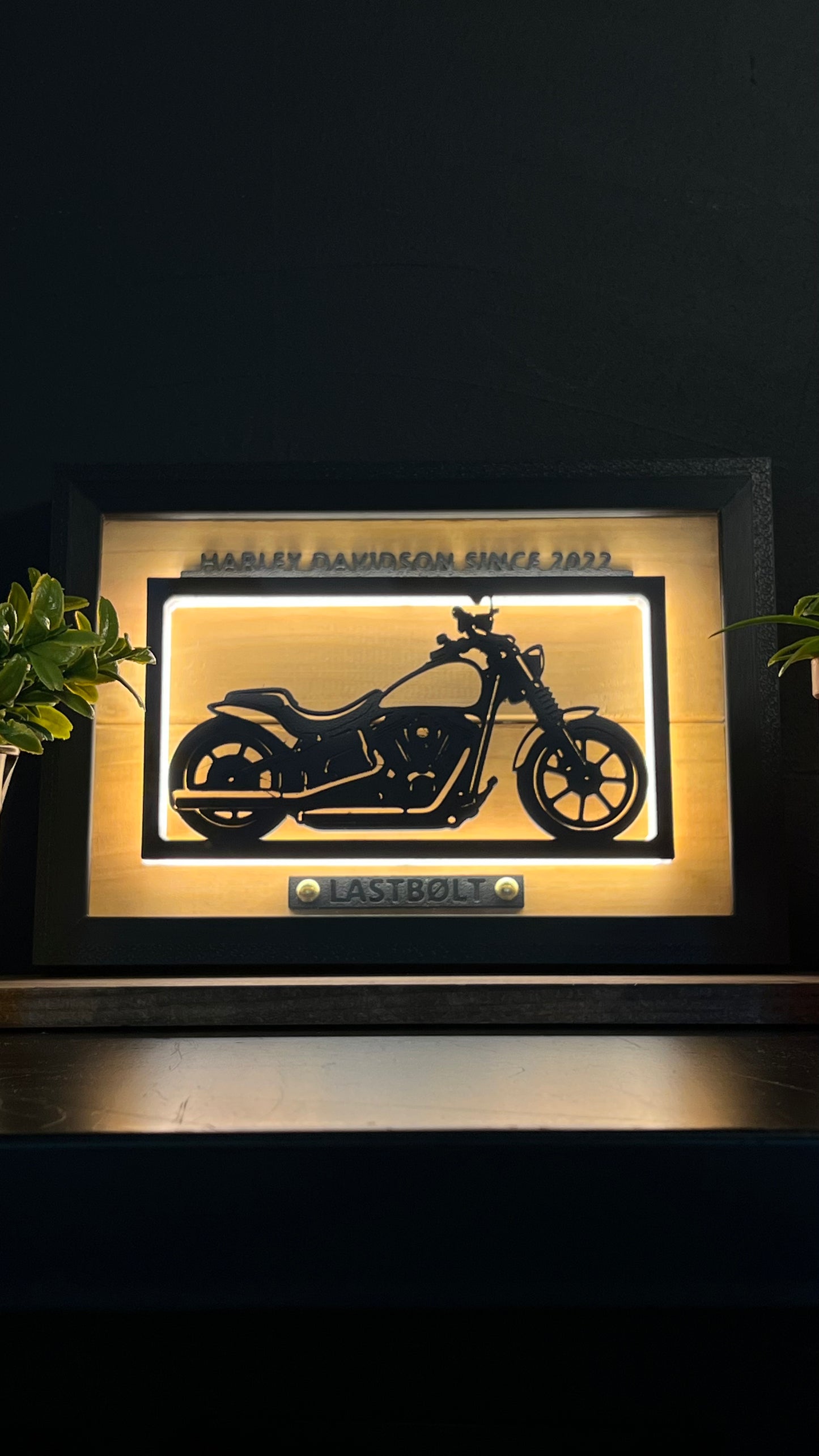 LASTBØLT Custom Motorcycle Light Frame Art
